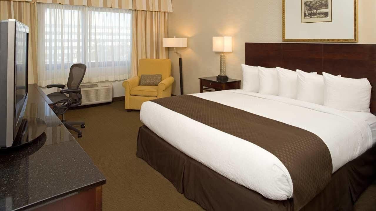 สปริงฮิลล์ สวีท ชิคาโก เชาวม์บูร์ก/วูดฟิลด์ มอลล์ Hotel ชอมเบิร์ก ภายนอก รูปภาพ